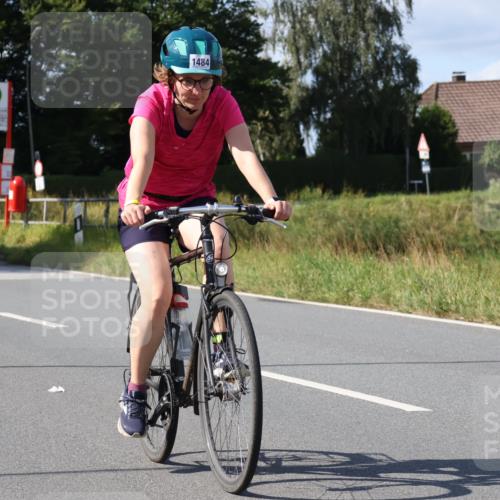 25.08.2024 - Elbe Triathlon Hamburg Fuchs,  Jonas http://msf.ph/oto/6874015 25.08.2024 11:25:35 Radfahren 1484 meine-sportfotos.de
