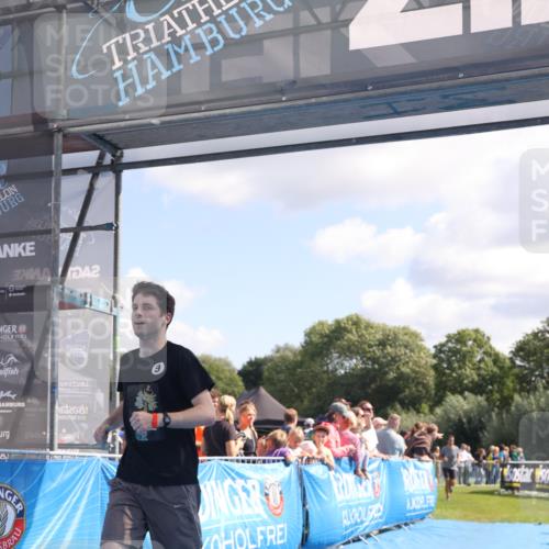 25.08.2024 - Elbe Triathlon Hamburg H.Heesch http://msf.ph/oto/6874018 25.08.2024 11:38:31 Ziel 224, 562, 628, 650 meine-sportfotos.de