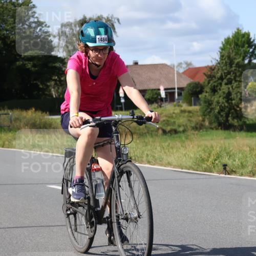 25.08.2024 - Elbe Triathlon Hamburg Fuchs,  Jonas http://msf.ph/oto/6874023 25.08.2024 11:25:35 Radfahren 1484 meine-sportfotos.de