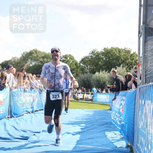 25.08.2024 - Elbe Triathlon Hamburg H.Heesch http://msf.ph/oto/6874024 25.08.2024 11:12:10 Ziel 268, 323, 390, 399 meine-sportfotos.de