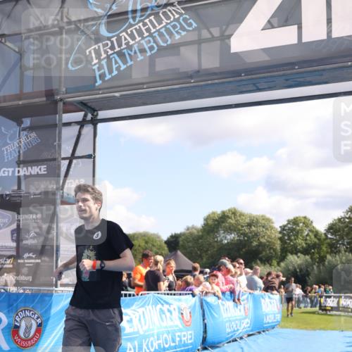 25.08.2024 - Elbe Triathlon Hamburg H.Heesch http://msf.ph/oto/6874026 25.08.2024 11:38:31 Ziel 224, 562, 628, 650 meine-sportfotos.de
