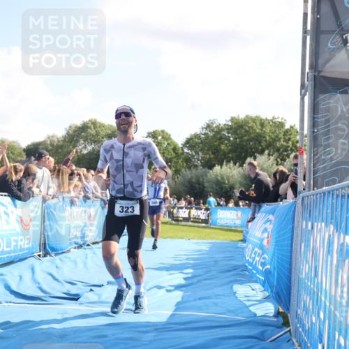 25.08.2024 - Elbe Triathlon Hamburg H.Heesch http://msf.ph/oto/6874028 25.08.2024 11:12:11 Ziel 268, 323, 390, 399 meine-sportfotos.de