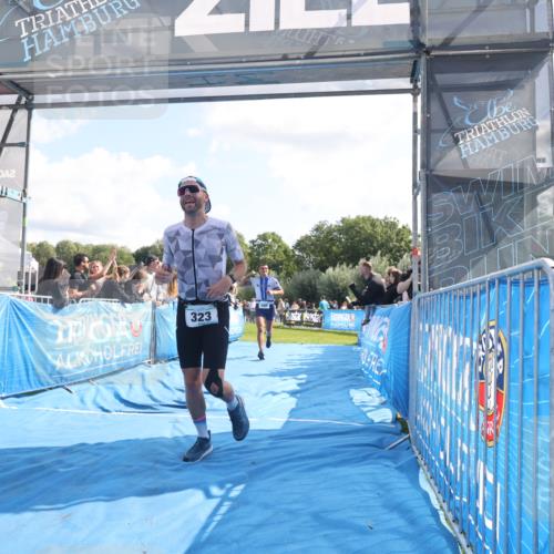 25.08.2024 - Elbe Triathlon Hamburg H.Heesch http://msf.ph/oto/6874051 25.08.2024 11:12:11 Ziel 268, 323, 390, 399 meine-sportfotos.de