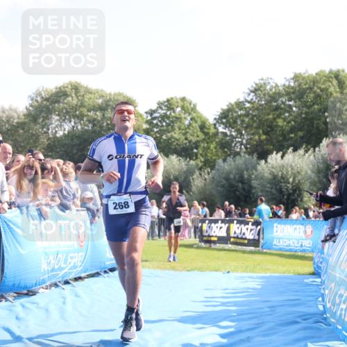 25.08.2024 - Elbe Triathlon Hamburg H.Heesch http://msf.ph/oto/6874060 25.08.2024 11:12:12 Ziel 268, 323, 390, 399 meine-sportfotos.de