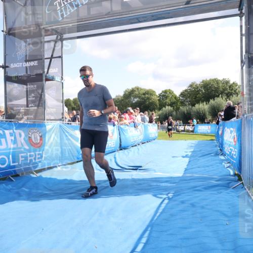 25.08.2024 - Elbe Triathlon Hamburg H.Heesch http://msf.ph/oto/6874099 25.08.2024 11:38:38 Ziel 401, 628, 650 meine-sportfotos.de