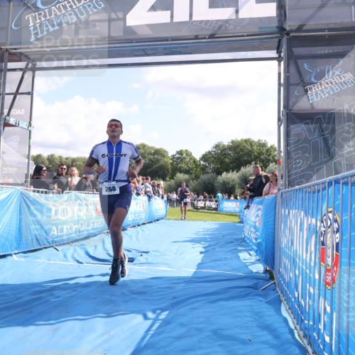 25.08.2024 - Elbe Triathlon Hamburg H.Heesch http://msf.ph/oto/6874101 25.08.2024 11:12:13 Ziel 268, 323, 390, 399 meine-sportfotos.de