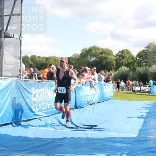25.08.2024 - Elbe Triathlon Hamburg H.Heesch http://msf.ph/oto/6874118 25.08.2024 11:38:42 Ziel 401, 628, 770 meine-sportfotos.de