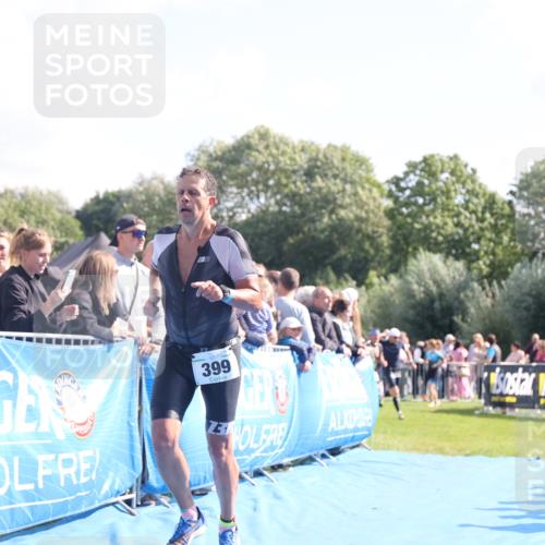 25.08.2024 - Elbe Triathlon Hamburg H.Heesch http://msf.ph/oto/6874121 25.08.2024 11:12:15 Ziel 268, 323, 390, 399 meine-sportfotos.de