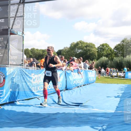 25.08.2024 - Elbe Triathlon Hamburg H.Heesch http://msf.ph/oto/6874127 25.08.2024 11:38:42 Ziel 401, 628, 770 meine-sportfotos.de
