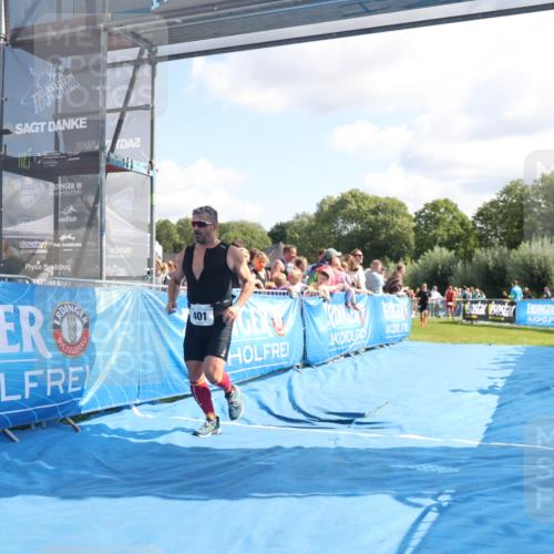 25.08.2024 - Elbe Triathlon Hamburg H.Heesch http://msf.ph/oto/6874146 25.08.2024 11:38:42 Ziel 401, 628, 770 meine-sportfotos.de