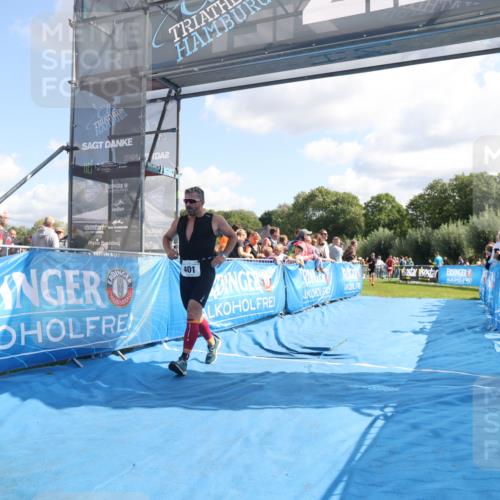 25.08.2024 - Elbe Triathlon Hamburg H.Heesch http://msf.ph/oto/6874154 25.08.2024 11:38:42 Ziel 401, 628, 770 meine-sportfotos.de