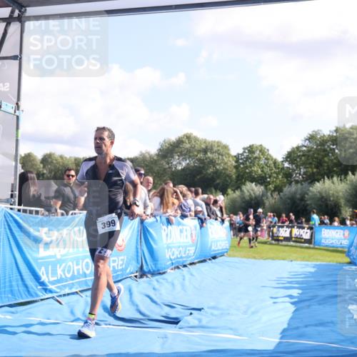 25.08.2024 - Elbe Triathlon Hamburg H.Heesch http://msf.ph/oto/6874157 25.08.2024 11:12:16 Ziel 268, 323, 390, 399, 610 meine-sportfotos.de