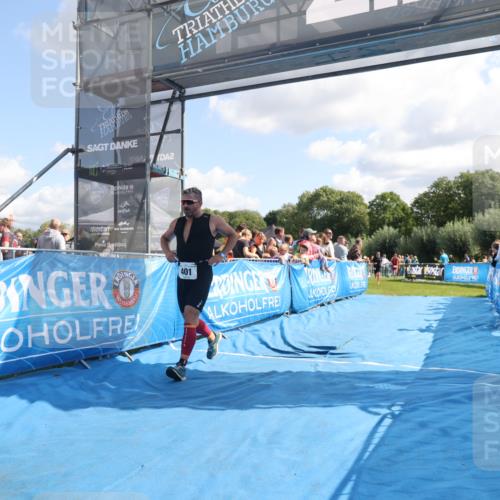 25.08.2024 - Elbe Triathlon Hamburg H.Heesch http://msf.ph/oto/6874159 25.08.2024 11:38:42 Ziel 401, 628, 770 meine-sportfotos.de