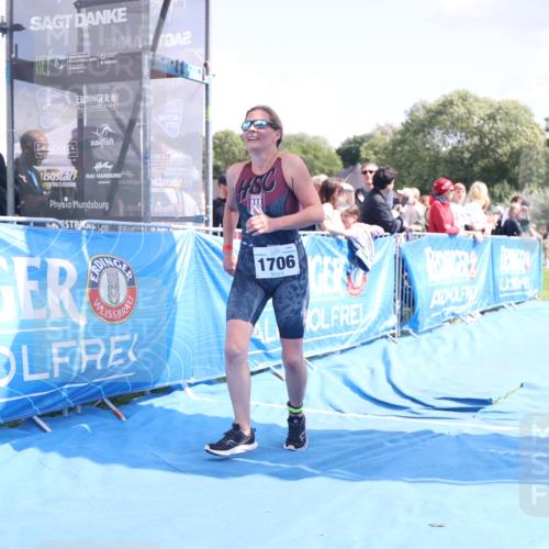 25.08.2024 - Elbe Triathlon Hamburg H.Heesch http://msf.ph/oto/6874160 25.08.2024 12:01:04 Ziel 382, 1706 meine-sportfotos.de