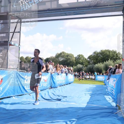25.08.2024 - Elbe Triathlon Hamburg H.Heesch http://msf.ph/oto/6874166 25.08.2024 11:12:16 Ziel 268, 323, 390, 399, 610 meine-sportfotos.de