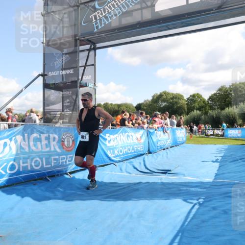 25.08.2024 - Elbe Triathlon Hamburg H.Heesch http://msf.ph/oto/6874170 25.08.2024 11:38:42 Ziel 401, 628, 770 meine-sportfotos.de