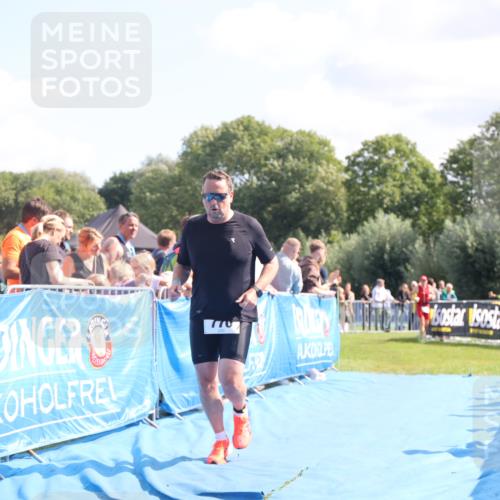 25.08.2024 - Elbe Triathlon Hamburg H.Heesch http://msf.ph/oto/6874174 25.08.2024 11:38:48 Ziel 401, 770 meine-sportfotos.de