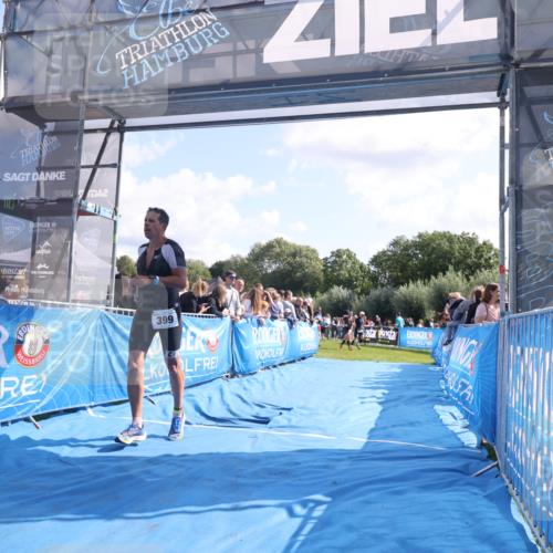 25.08.2024 - Elbe Triathlon Hamburg H.Heesch http://msf.ph/oto/6874176 25.08.2024 11:12:16 Ziel 268, 323, 390, 399, 610 meine-sportfotos.de