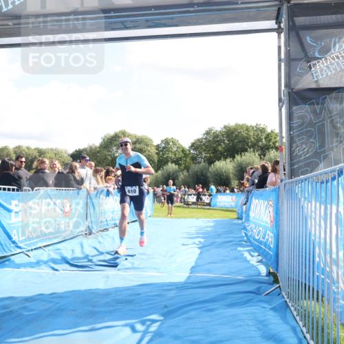 25.08.2024 - Elbe Triathlon Hamburg H.Heesch http://msf.ph/oto/6874193 25.08.2024 11:12:23 Ziel 134, 399, 414, 610 meine-sportfotos.de