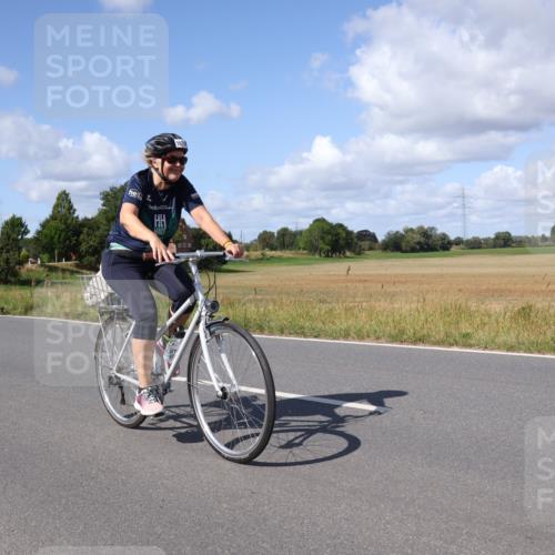 25.08.2024 - Elbe Triathlon Hamburg Fuchs,  Jonas http://msf.ph/oto/6874196 25.08.2024 11:27:13 Radfahren 1675 meine-sportfotos.de