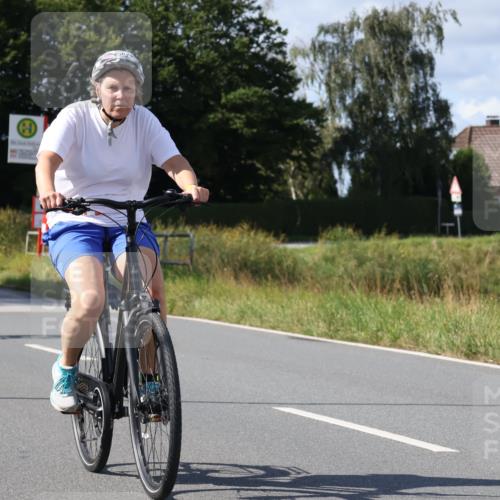 25.08.2024 - Elbe Triathlon Hamburg Fuchs,  Jonas http://msf.ph/oto/6874201 25.08.2024 11:28:06 Radfahren 1582, 1639 meine-sportfotos.de