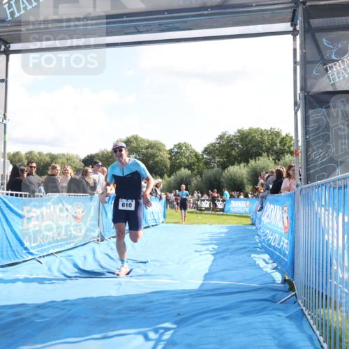 25.08.2024 - Elbe Triathlon Hamburg H.Heesch http://msf.ph/oto/6874216 25.08.2024 11:12:24 Ziel 134, 414, 610 meine-sportfotos.de
