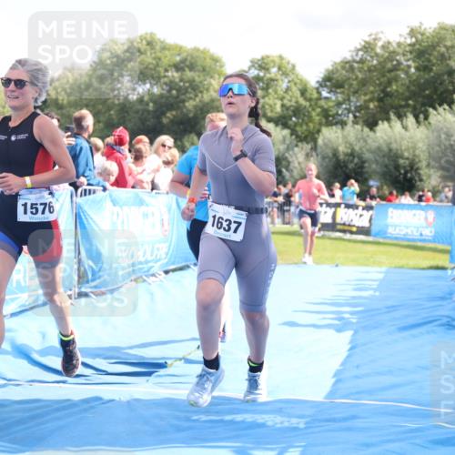 25.08.2024 - Elbe Triathlon Hamburg H.Heesch http://msf.ph/oto/6874226 25.08.2024 12:01:16 Ziel 1505, 1576, 1637, 1663 meine-sportfotos.de