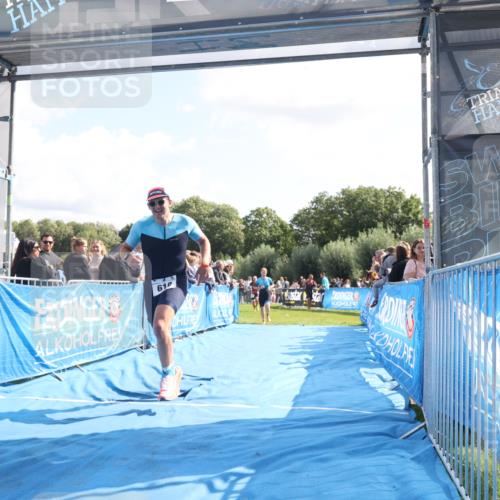 25.08.2024 - Elbe Triathlon Hamburg H.Heesch http://msf.ph/oto/6874232 25.08.2024 11:12:24 Ziel 134, 414, 610 meine-sportfotos.de