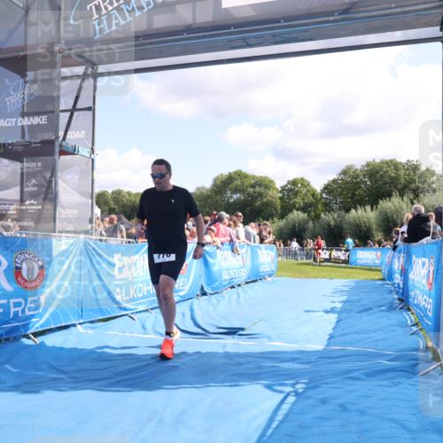 25.08.2024 - Elbe Triathlon Hamburg H.Heesch http://msf.ph/oto/6874234 25.08.2024 11:38:48 Ziel 401, 770 meine-sportfotos.de