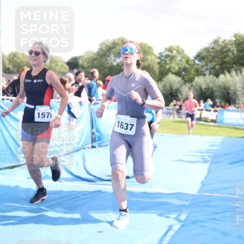 25.08.2024 - Elbe Triathlon Hamburg H.Heesch http://msf.ph/oto/6874244 25.08.2024 12:01:16 Ziel 1505, 1576, 1637, 1663 meine-sportfotos.de