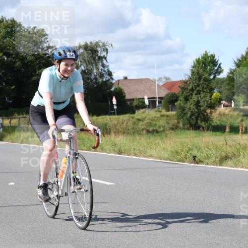 25.08.2024 - Elbe Triathlon Hamburg Fuchs,  Jonas http://msf.ph/oto/6874245 25.08.2024 11:28:27 Radfahren 1641 meine-sportfotos.de
