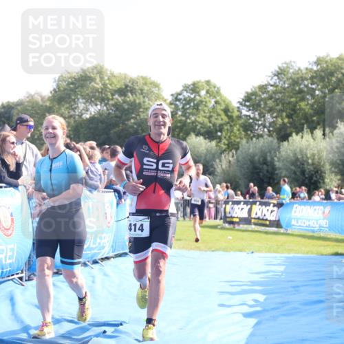 25.08.2024 - Elbe Triathlon Hamburg H.Heesch http://msf.ph/oto/6874253 25.08.2024 11:12:30 Ziel 134, 404, 414, 610 meine-sportfotos.de