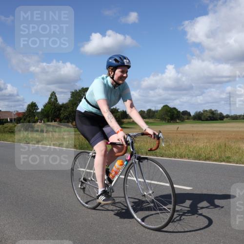 25.08.2024 - Elbe Triathlon Hamburg Fuchs,  Jonas http://msf.ph/oto/6874259 25.08.2024 11:28:27 Radfahren 1641 meine-sportfotos.de