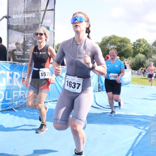 25.08.2024 - Elbe Triathlon Hamburg H.Heesch http://msf.ph/oto/6874267 25.08.2024 12:01:17 Ziel 1505, 1576, 1637, 1663 meine-sportfotos.de