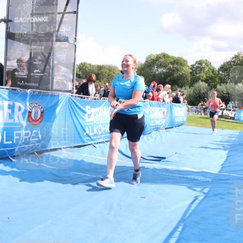 25.08.2024 - Elbe Triathlon Hamburg H.Heesch http://msf.ph/oto/6874281 25.08.2024 12:01:17 Ziel 1505, 1576, 1637, 1663 meine-sportfotos.de