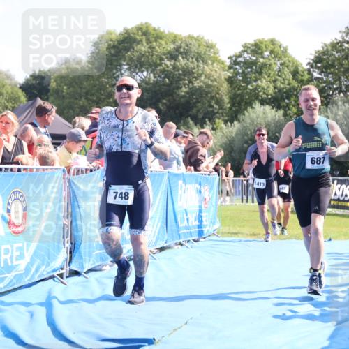 25.08.2024 - Elbe Triathlon Hamburg H.Heesch http://msf.ph/oto/6874284 25.08.2024 11:39:00 Ziel 687, 748, 1413, 1456 meine-sportfotos.de