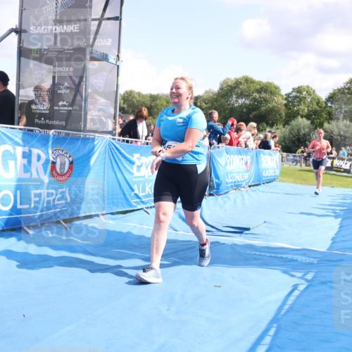 25.08.2024 - Elbe Triathlon Hamburg H.Heesch http://msf.ph/oto/6874294 25.08.2024 12:01:17 Ziel 1505, 1576, 1637, 1663 meine-sportfotos.de