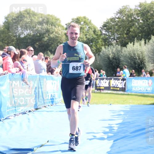 25.08.2024 - Elbe Triathlon Hamburg H.Heesch http://msf.ph/oto/6874304 25.08.2024 11:39:01 Ziel 687, 748, 1413, 1456 meine-sportfotos.de