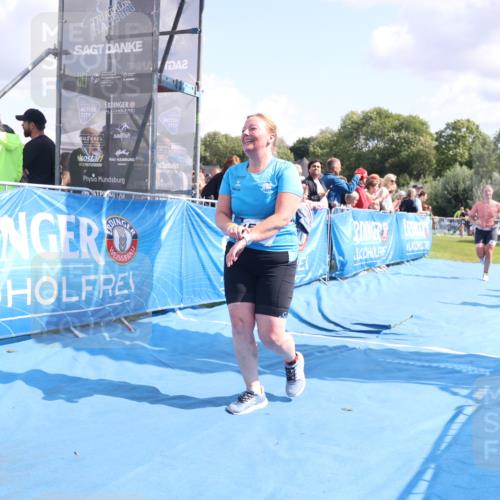 25.08.2024 - Elbe Triathlon Hamburg H.Heesch http://msf.ph/oto/6874308 25.08.2024 12:01:17 Ziel 1505, 1576, 1637, 1663 meine-sportfotos.de