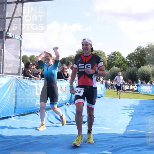 25.08.2024 - Elbe Triathlon Hamburg H.Heesch http://msf.ph/oto/6874312 25.08.2024 11:12:31 Ziel 134, 404, 414, 610 meine-sportfotos.de