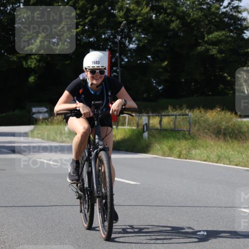 25.08.2024 - Elbe Triathlon Hamburg Fuchs,  Jonas http://msf.ph/oto/6874317 25.08.2024 11:29:54 Radfahren 1683, 1668 meine-sportfotos.de