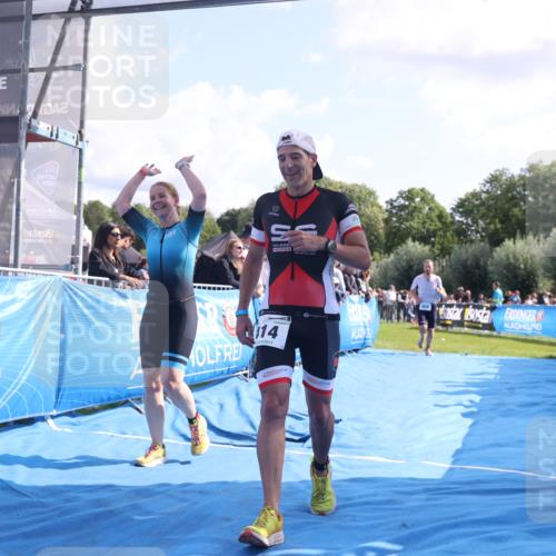 25.08.2024 - Elbe Triathlon Hamburg H.Heesch http://msf.ph/oto/6874321 25.08.2024 11:12:31 Ziel 134, 404, 414, 610 meine-sportfotos.de