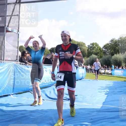 25.08.2024 - Elbe Triathlon Hamburg H.Heesch http://msf.ph/oto/6874325 25.08.2024 11:12:31 Ziel 134, 404, 414, 610 meine-sportfotos.de