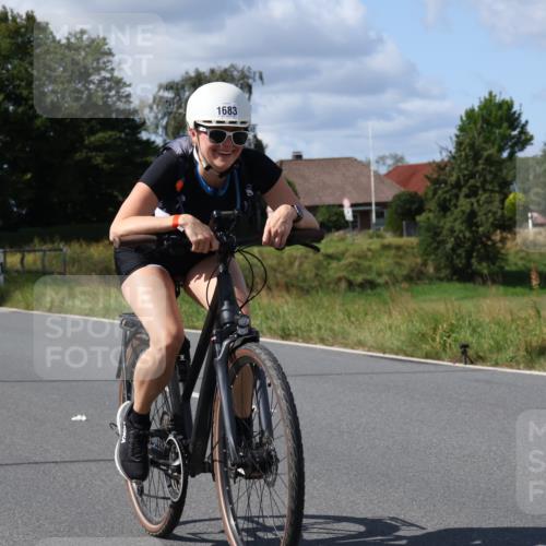 25.08.2024 - Elbe Triathlon Hamburg Fuchs,  Jonas http://msf.ph/oto/6874331 25.08.2024 11:29:55 Radfahren 1683, 1668 meine-sportfotos.de