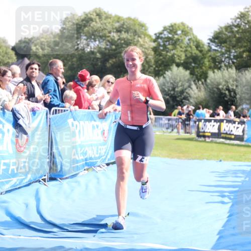 25.08.2024 - Elbe Triathlon Hamburg H.Heesch http://msf.ph/oto/6874343 25.08.2024 12:01:19 Ziel 1505, 1576, 1637, 1663 meine-sportfotos.de