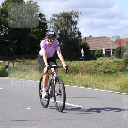 25.08.2024 - Elbe Triathlon Hamburg Fuchs,  Jonas http://msf.ph/oto/6874349 25.08.2024 11:29:57 Radfahren 1683, 1668 meine-sportfotos.de