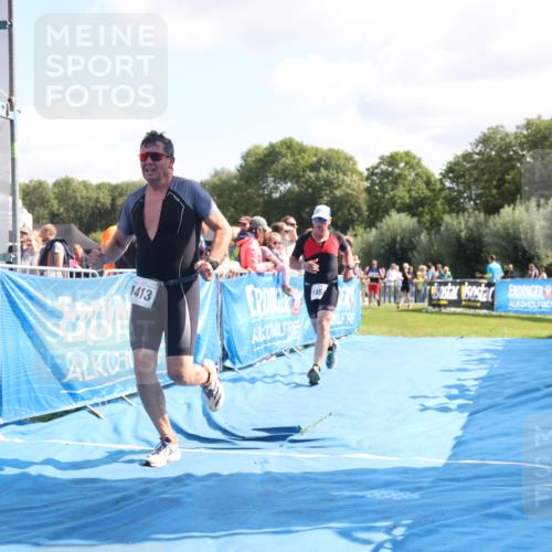 25.08.2024 - Elbe Triathlon Hamburg H.Heesch http://msf.ph/oto/6874354 25.08.2024 11:39:03 Ziel 687, 748, 1413, 1456 meine-sportfotos.de