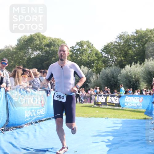 25.08.2024 - Elbe Triathlon Hamburg H.Heesch http://msf.ph/oto/6874358 25.08.2024 11:12:33 Ziel 134, 404, 414 meine-sportfotos.de