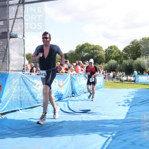 25.08.2024 - Elbe Triathlon Hamburg H.Heesch http://msf.ph/oto/6874363 25.08.2024 11:39:03 Ziel 687, 748, 1413, 1456 meine-sportfotos.de