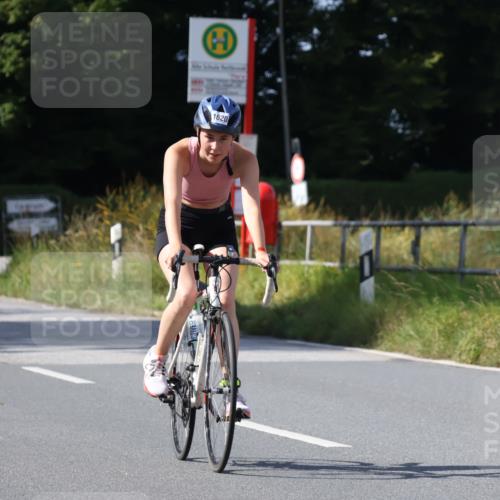 25.08.2024 - Elbe Triathlon Hamburg Fuchs,  Jonas http://msf.ph/oto/6874365 25.08.2024 11:30:40 Radfahren 1620 meine-sportfotos.de
